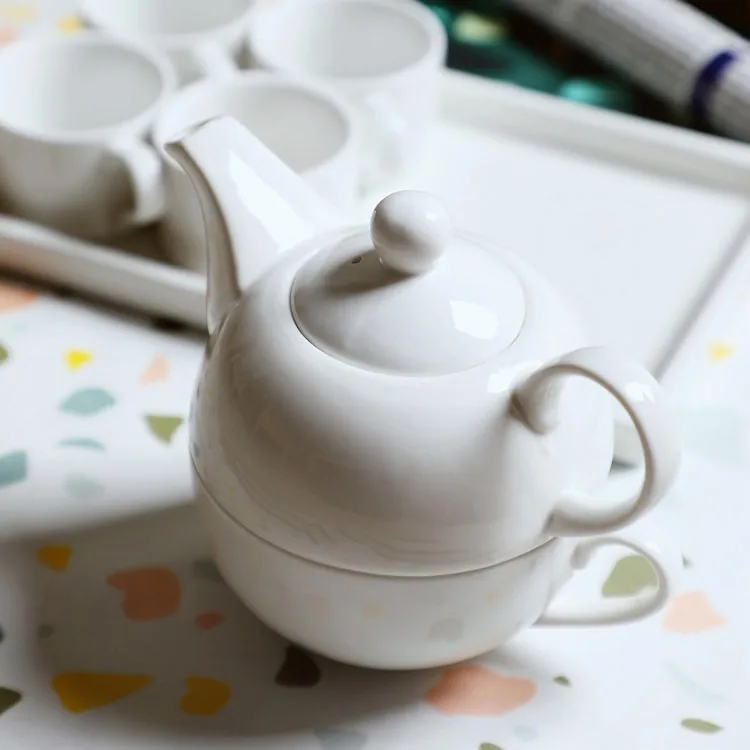 Porcelain tea for one set